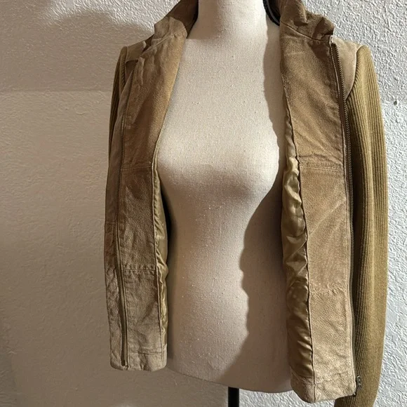 Coldwqter creek women’s leather brown jacket size medium with polyester sleeves - Picture 3 of 6